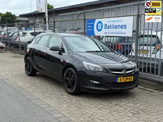 Opel Astra 1.4 Business + | Airco | Cruise | Navi
