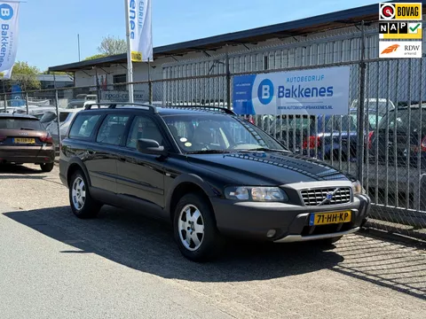 Volvo V70 Cross Country 2.4 T Comfort Line | Airco | Cruise | Trekhaak